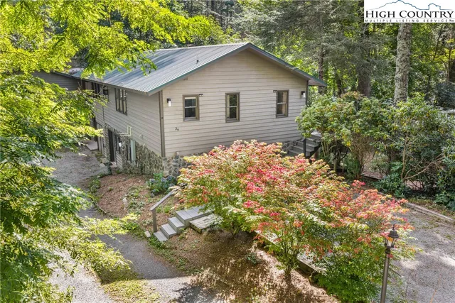 $599,000 | 36 Key Field Loop, Newland, NC 28657