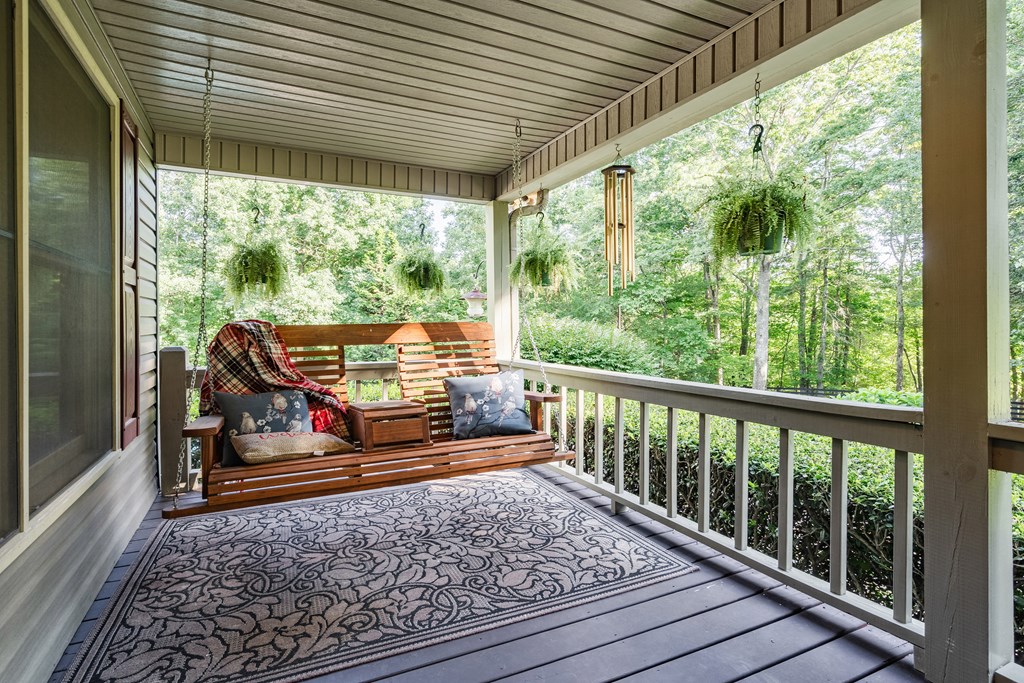 270 Stone Lane Blue Ridge, GA 30513 - Photo 7 of 76