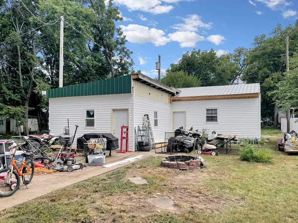 $140,000 | 425 North Star Street, El Dorado, KS 67042