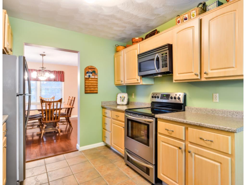 17 Villager Road, Unit 17 Chester, NH 03036 - Photo 5 of 36