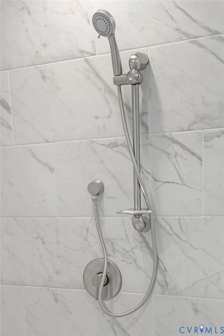 46 Union Church Road Palmyra, VA 22963 - Photo 28 of 50 Bathroom view of a marble finish shower