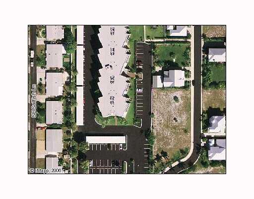 150 Southeast Four Winds Drive, Unit B410 Stuart, FL 34996 - Photo 4 of 4