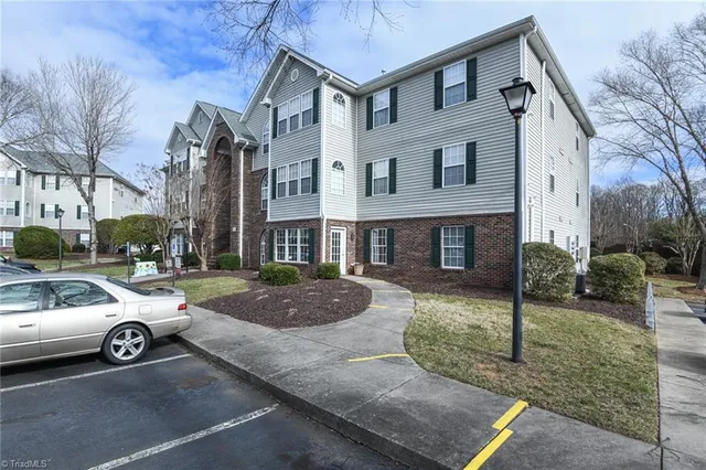 $168,000 | 521 Scholastic Court, Winston-Salem, NC 27106