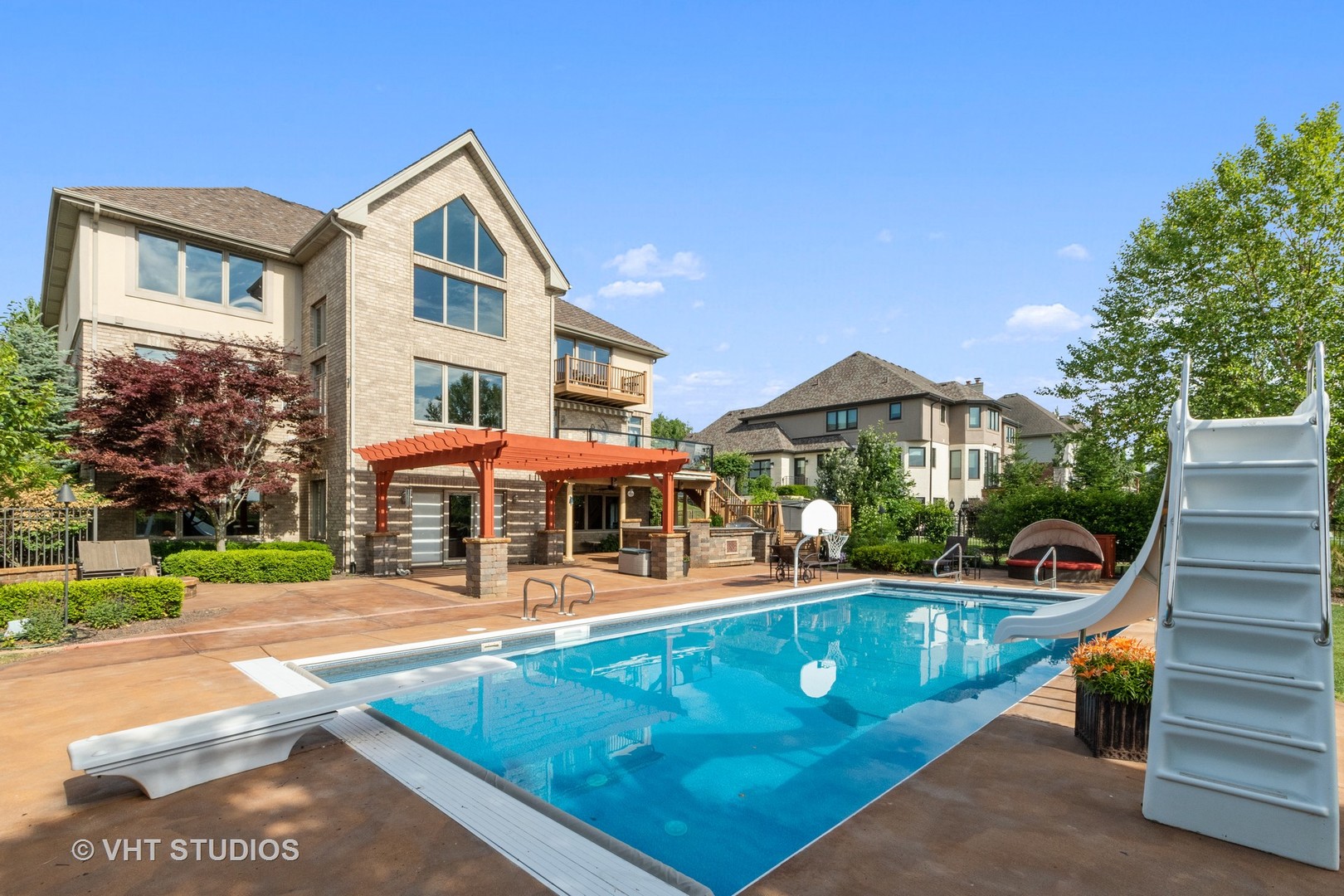 21170 Sage Brush Lane Mokena, IL 60448 - Photo 8 of 66 a view of a house with swimming pool and sitting area