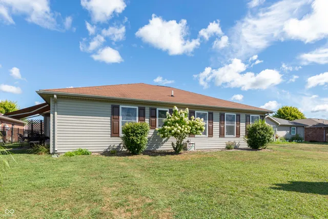 $315,000 | 407 Southwood Drive, Tipton, IN 46072