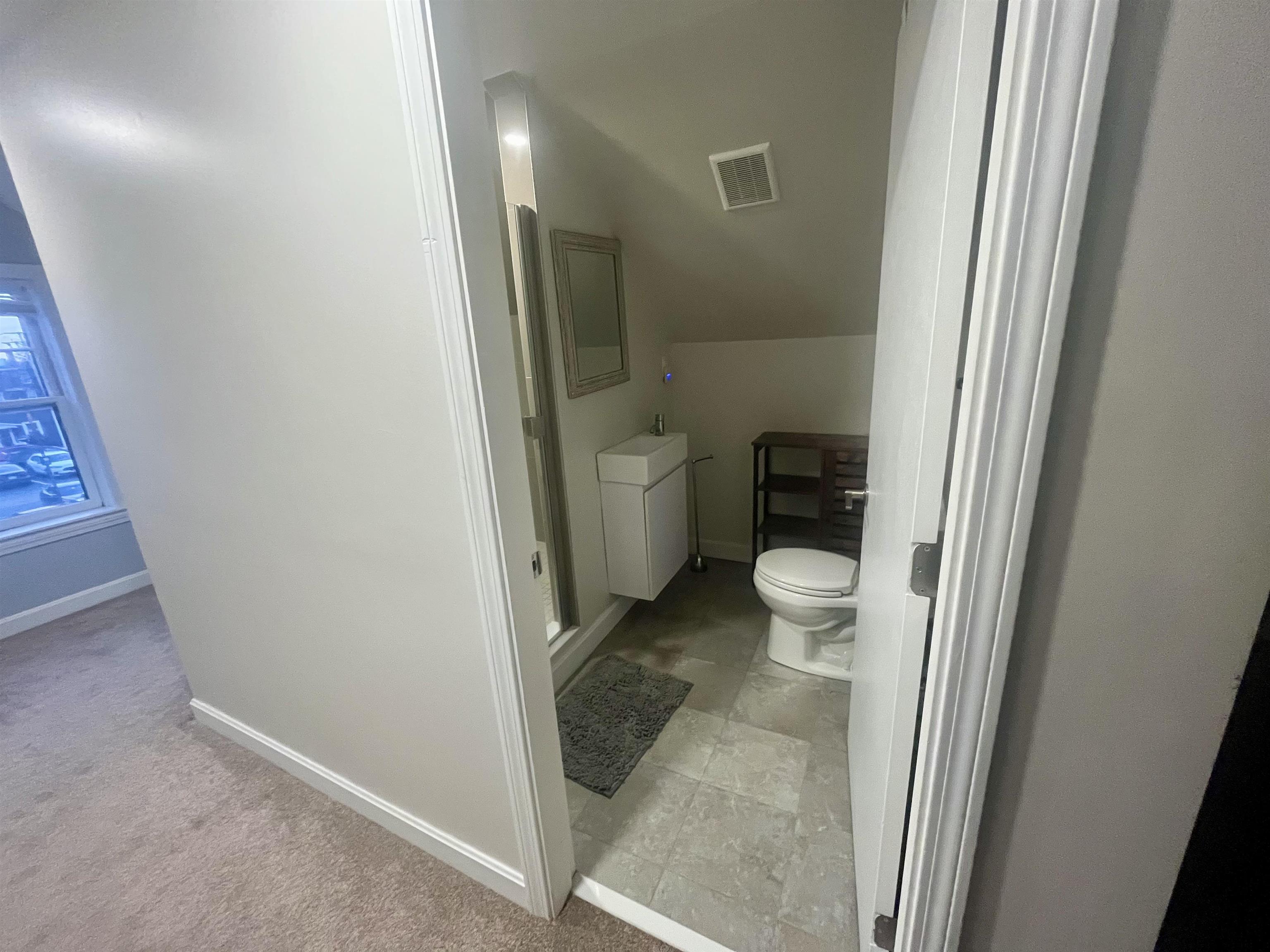 67 Middle Street, Unit BB Manchester, NH 03101 - Photo 32 of 35