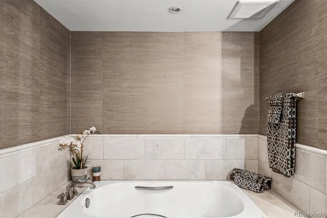 $974,500 | 1891 Curtis Street, Unit 1607, Denver, CO 80202