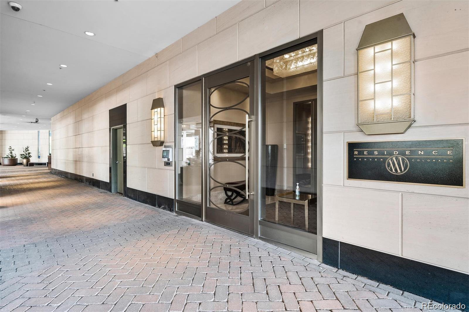 1891 Curtis Street, Unit 1607 Denver, CO 80202 - Photo 7 of 47 a view of an entryway of the house