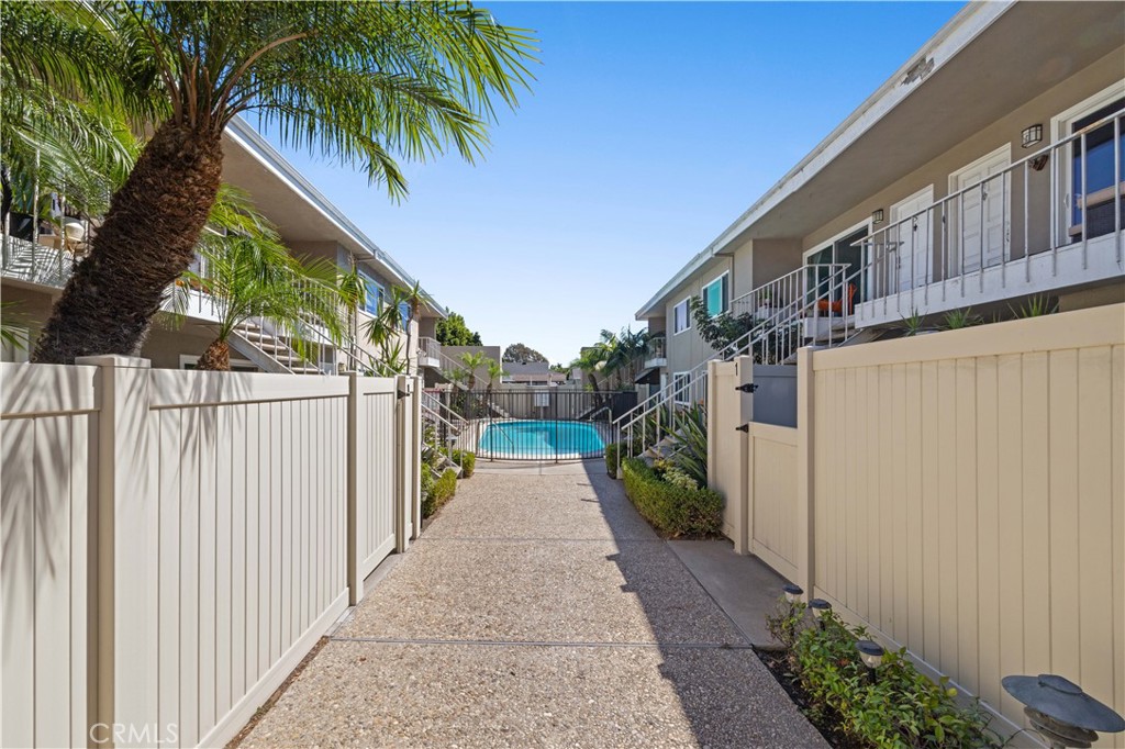 1200 Rutland Road, Unit 1 Newport Beach, CA 92660 - Photo 23 of 28 Gallery Image 23