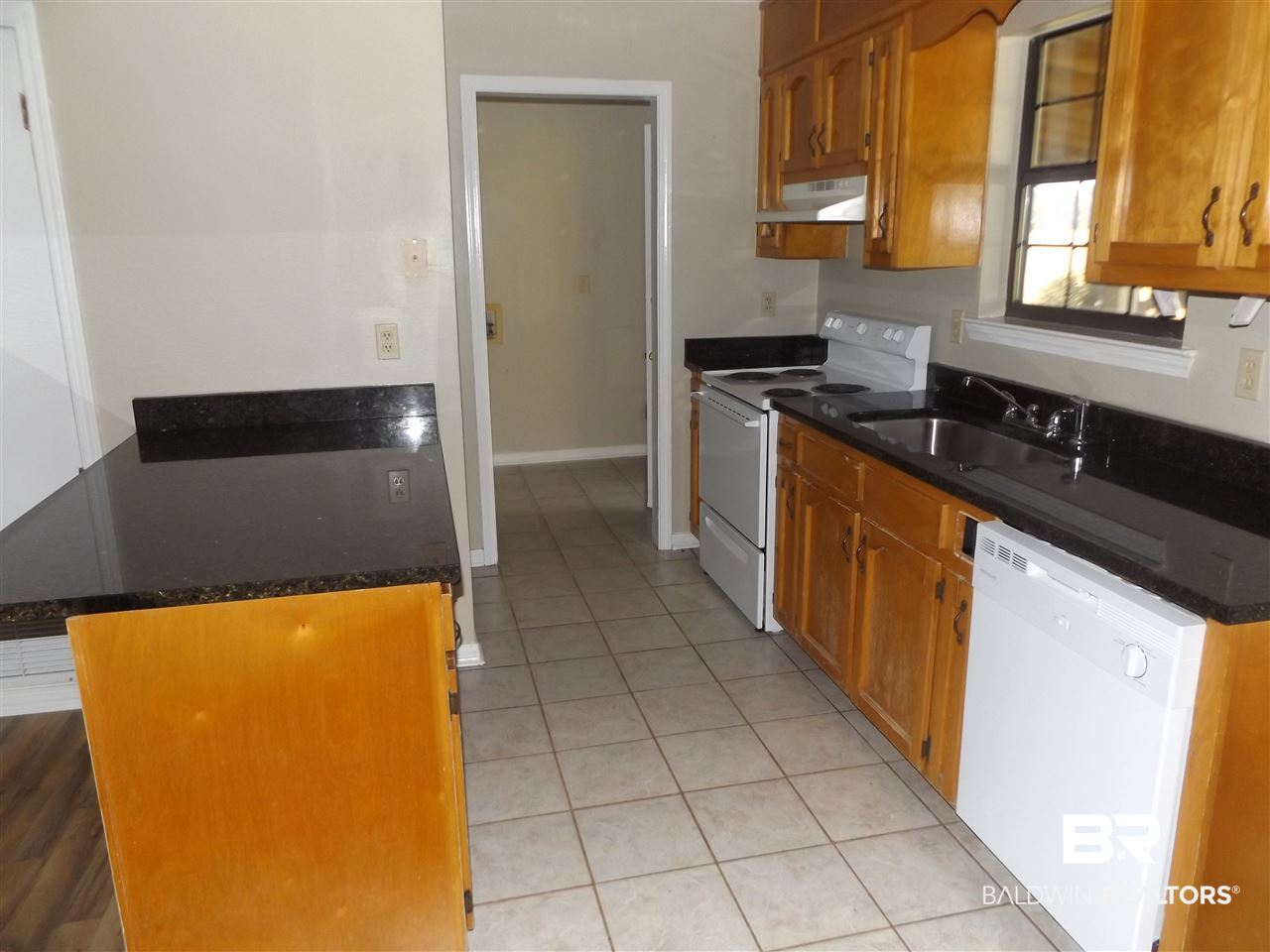 18799 Kendrick Road Robertsdale, AL 36567 - Photo 6 of 11 Gallery Image 6