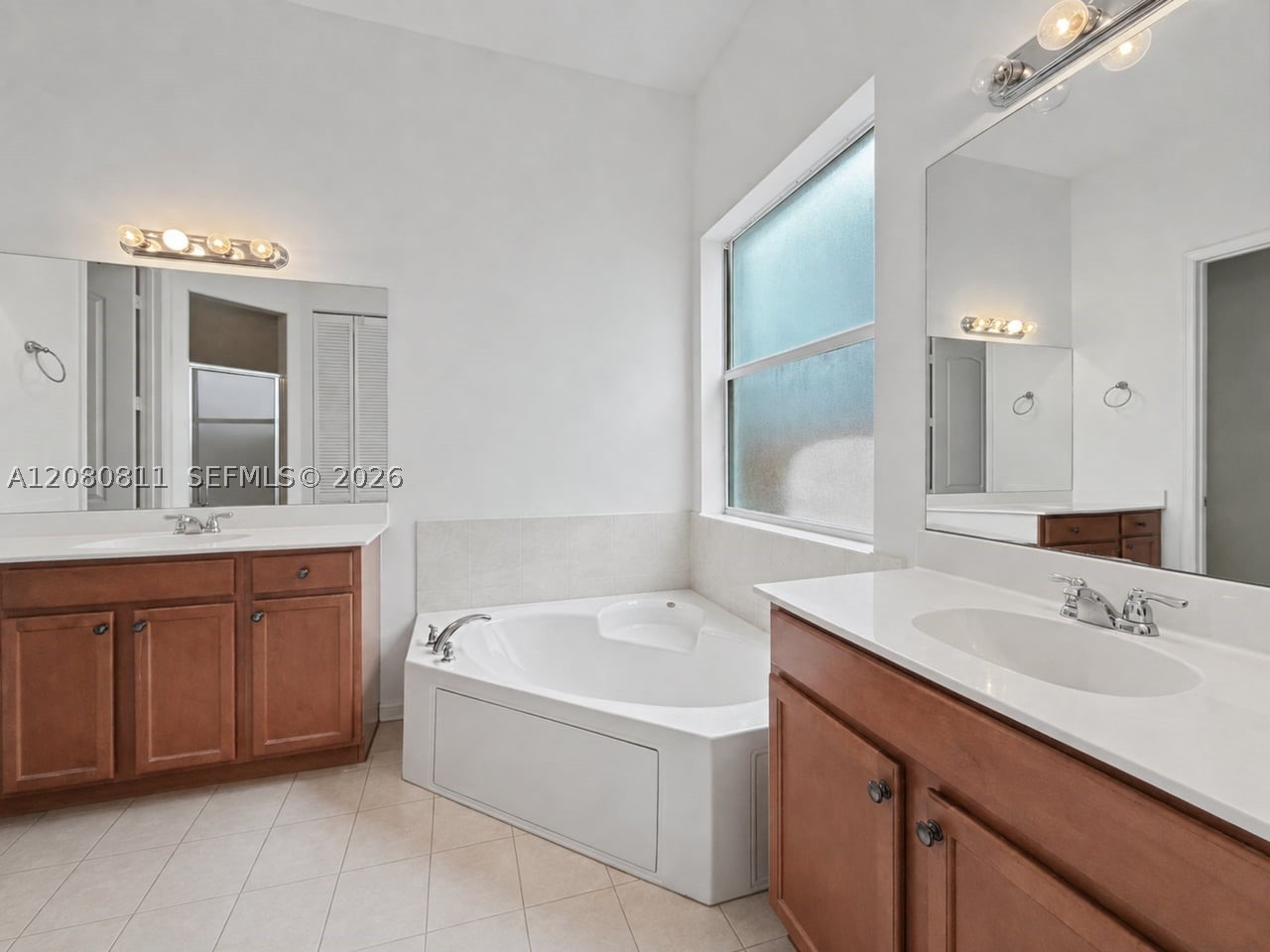 15086 Southwest 176th Street Miami, FL 33187 - Photo 23 of 43 Gallery Image 23