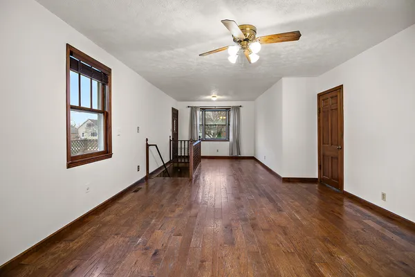 $259,900 | 203 East Lake Street, Ashkum, IL 60911