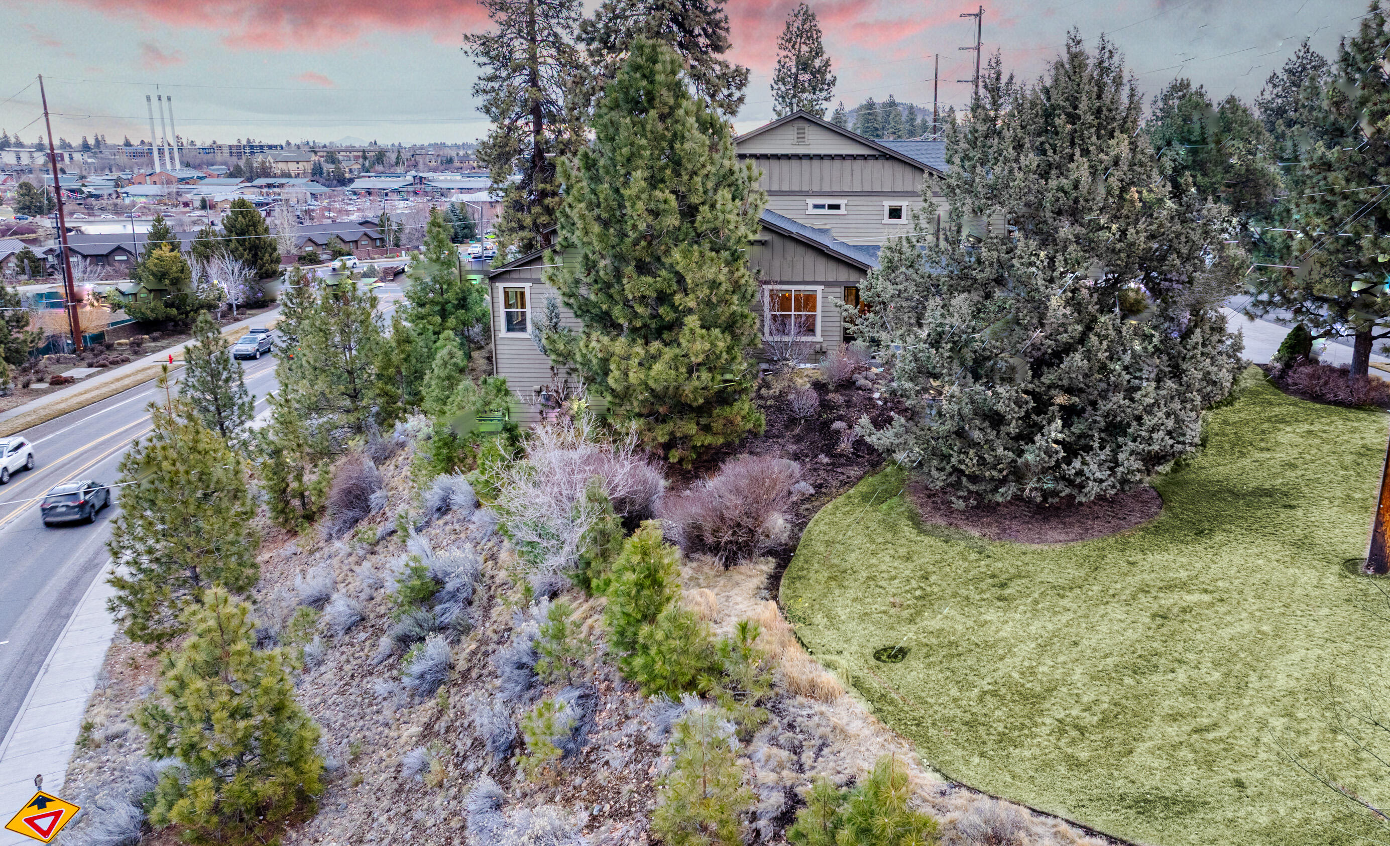 887 Southwest Blakely Road Bend, OR 97702 - Photo 33 of 35 34