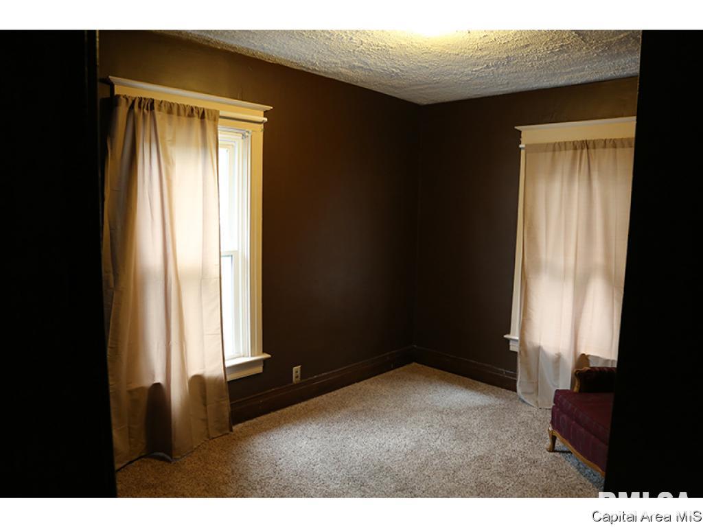 930 South 2nd Street Springfield, IL 62704 - Photo 10 of 12