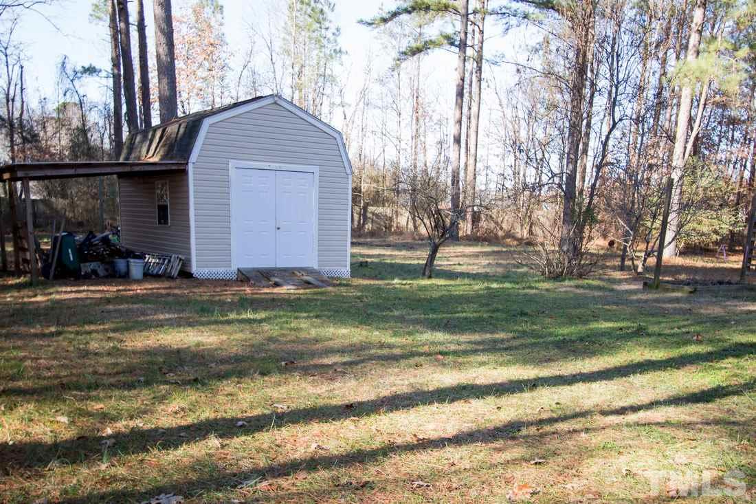 635 Slate Top House Road Clayton, NC 27520 - Photo 3 of 25 Gallery Image 3