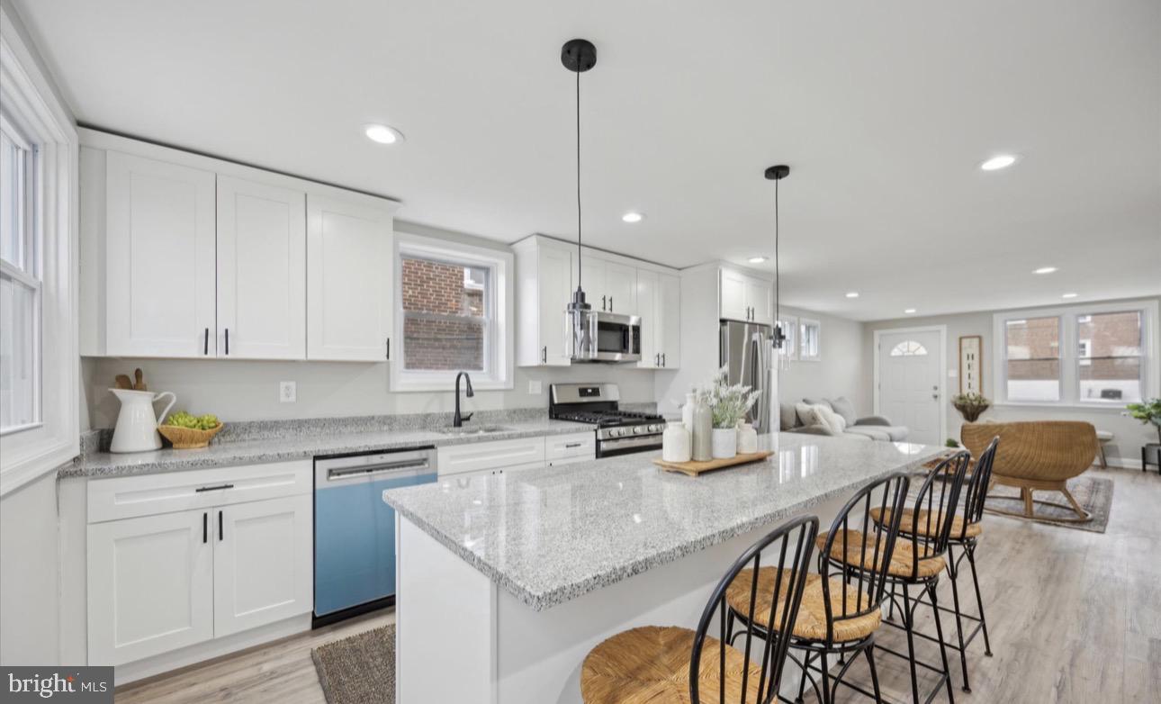 7568 Brockton Road Philadelphia, PA 19151 - Photo 8 of 24