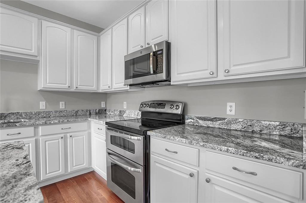 2000 Rhettsbury Street Carmel, IN 46032 - Photo 12 of 48