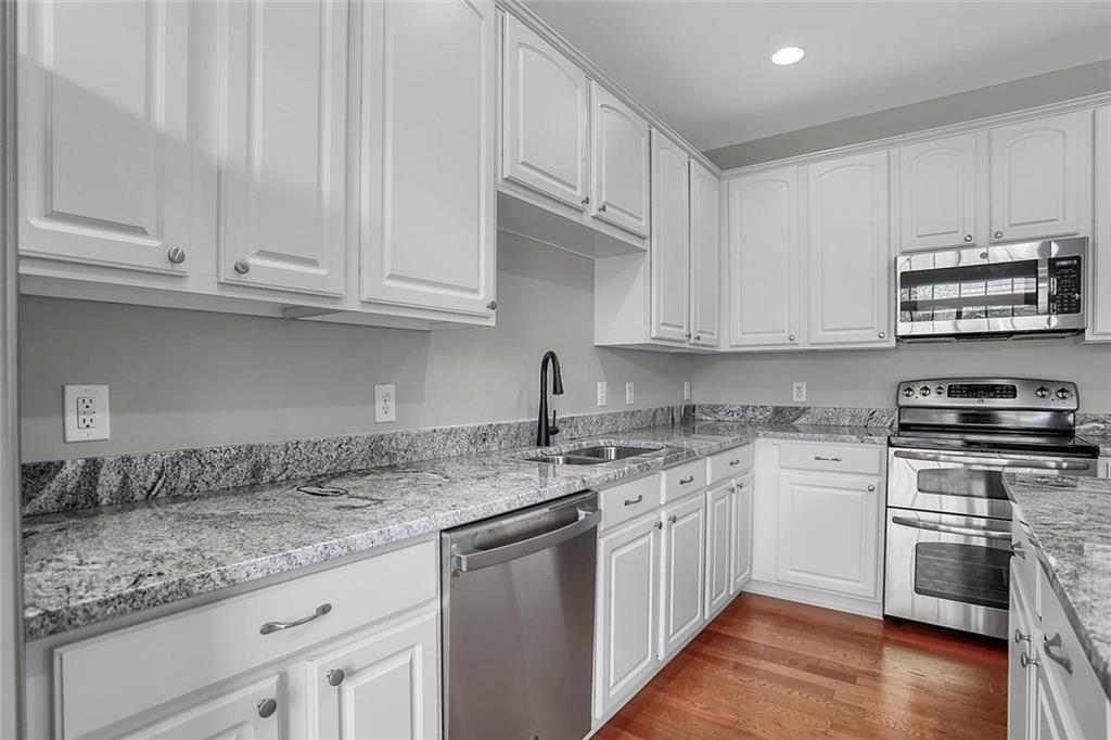 2000 Rhettsbury Street Carmel, IN 46032 - Photo 14 of 48