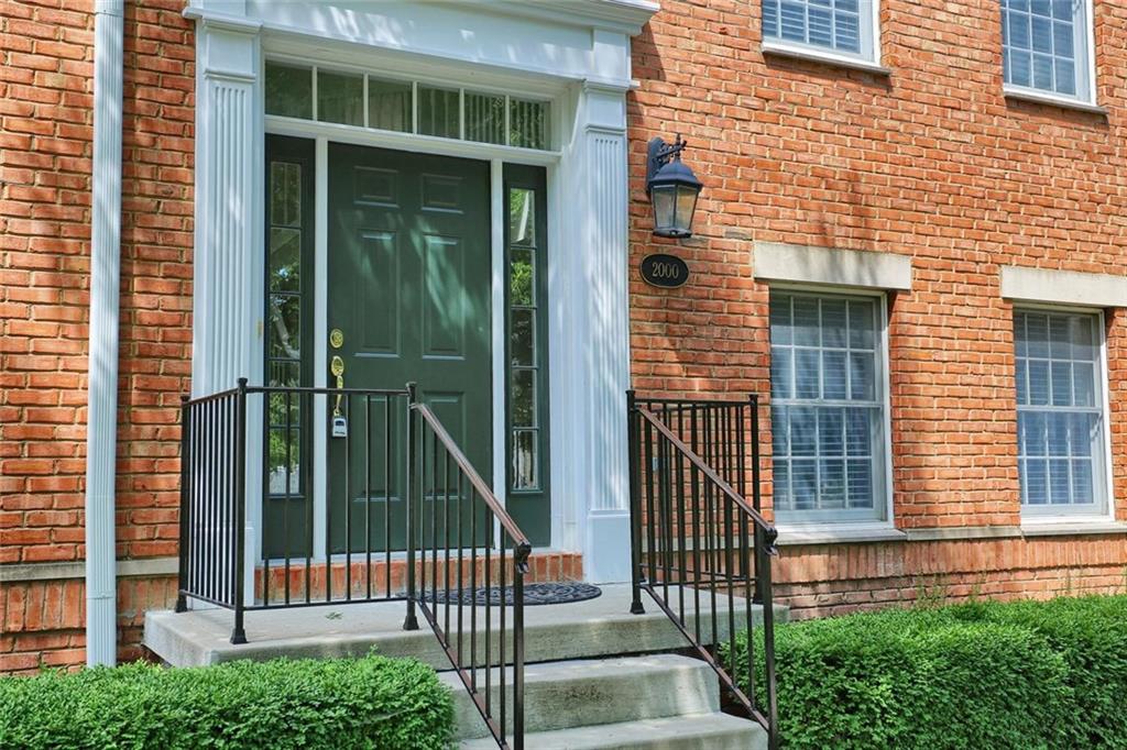 2000 Rhettsbury Street Carmel, IN 46032 - Photo 2 of 48