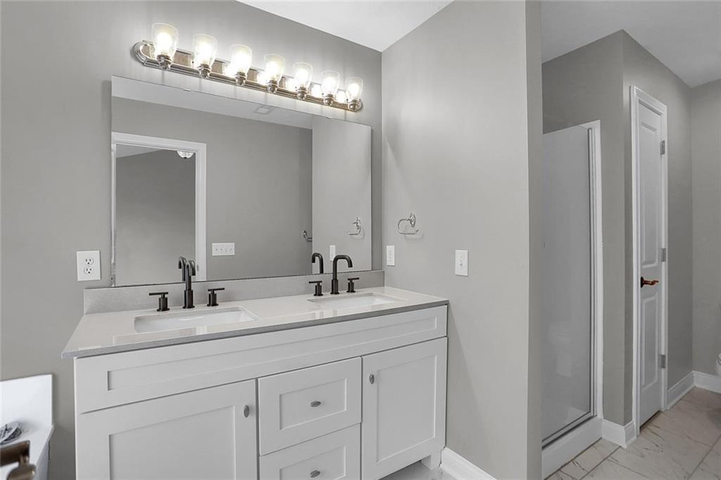 2000 Rhettsbury Street Carmel, IN 46032 - Photo 32 of 48