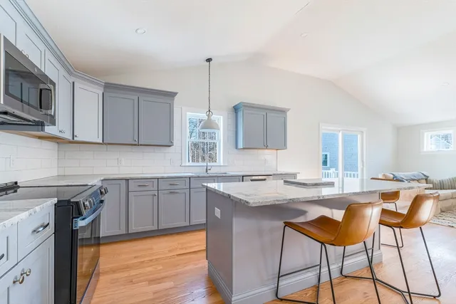 $779,900 | 8 Pat Rose Way, Rockland, MA 02370