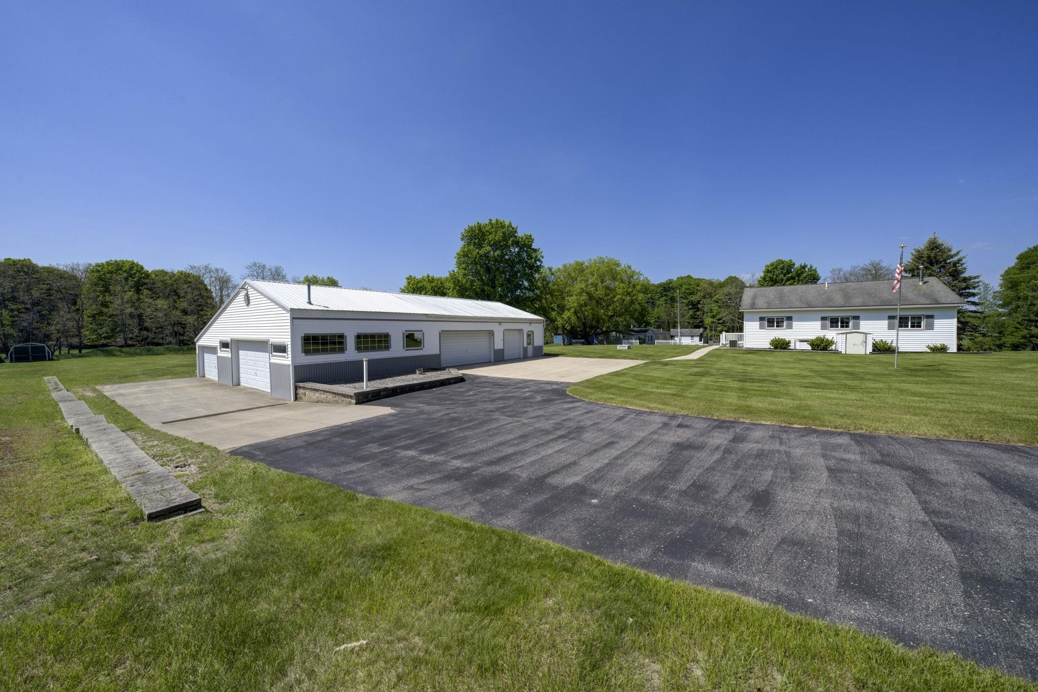 2072 East Potter Road Traverse City, MI 49696 - Photo 29 of 47