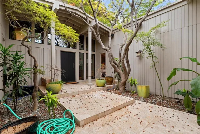 $975,000 | 741 East Hillcrest Avenue, Yuba City, CA 95991