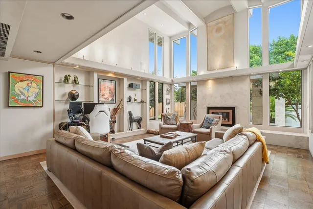 $975,000 | 741 East Hillcrest Avenue, Yuba City, CA 95991