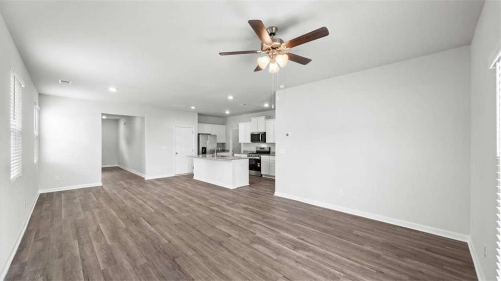 11990 Aukerman Way Hampton, GA 30228 - Photo 4 of 23