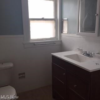 1033 Rushleigh Road Cleveland Heights, OH 44121 - Photo 7 of 12
