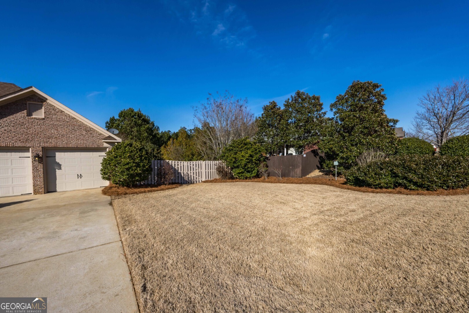 6742 Bridge Way Columbus, GA 31904 - Photo 40 of 45 a entryway with a yard