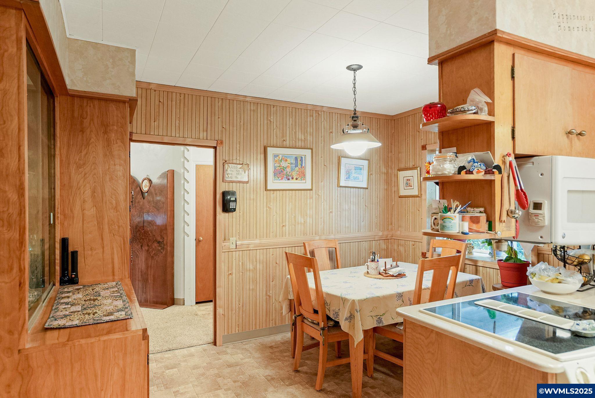 8645 Highland Road Independence, OR 97351 - Photo 18 of 50 Gallery Image 18