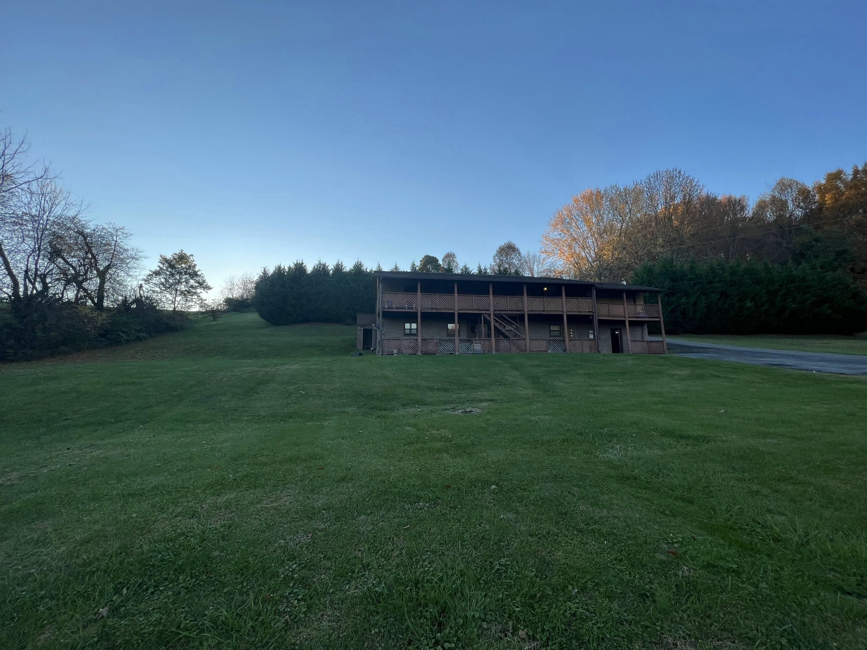 225 Rocky Branch Road Elizabethton, TN 37643 - Photo 20 of 22 1C664EF3-50C2-4374-92B7-2A5680FC9F2D