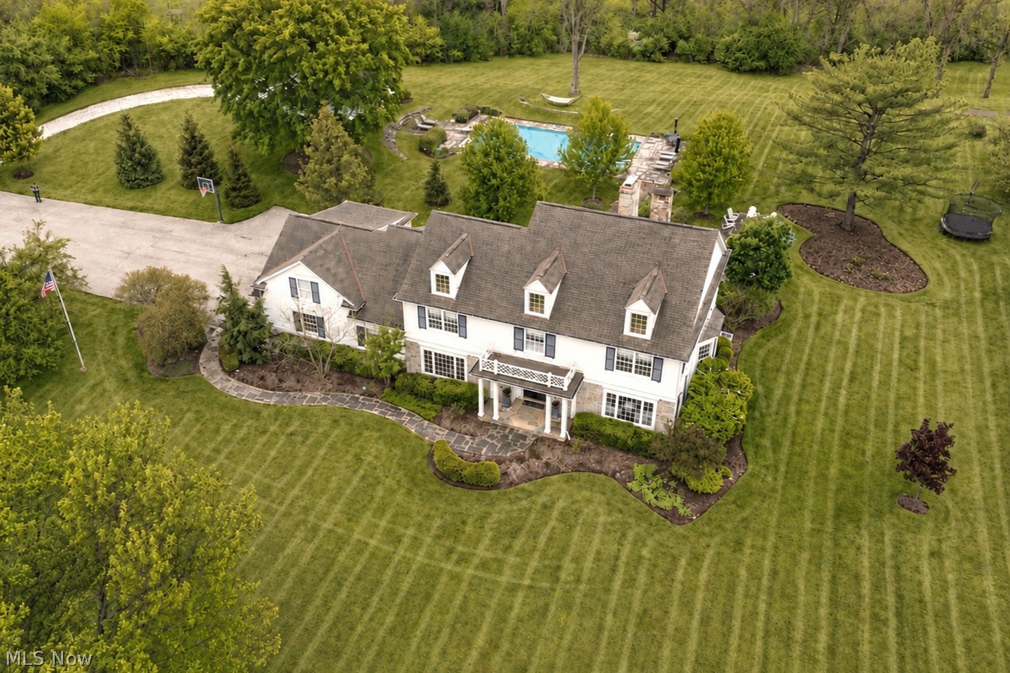 537 Falls Road Chagrin Falls, OH 44022 - Photo 1 of 1 Gallery Image 1