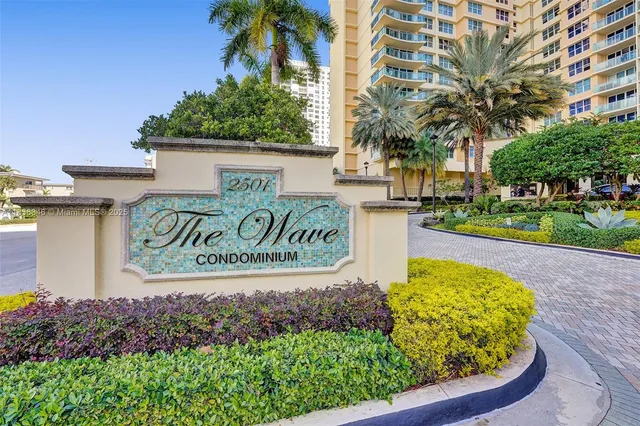 $4,000 | 2501 South Ocean Drive, Unit 1115, Hollywood, FL 33019