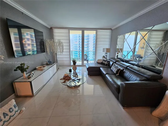 $4,000 | 2501 South Ocean Drive, Unit 1115, Hollywood, FL 33019