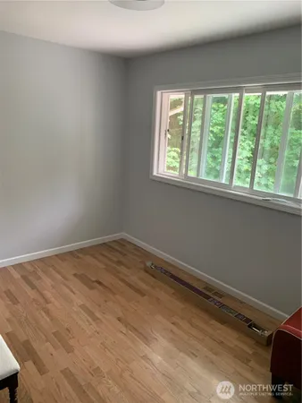 $3,800 | 22855 16th Avenue South, Des Moines, WA 98198
