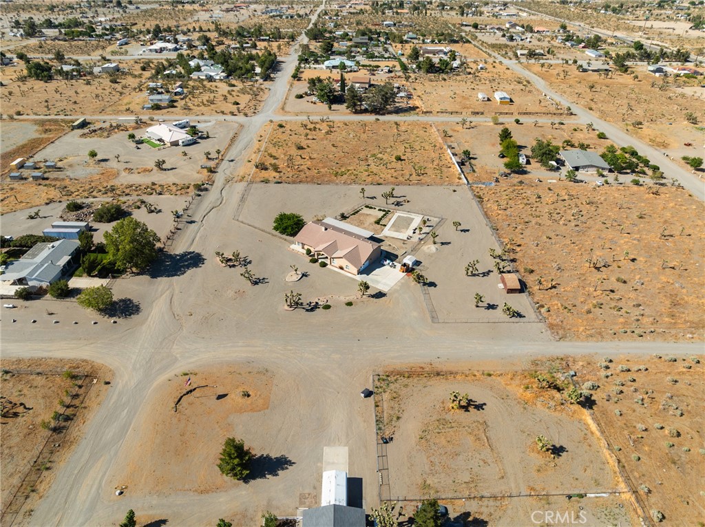 11025 El Esteban Road Phelan, CA 92371 - Photo 42 of 54