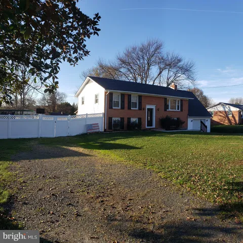 $2,600 | 123 Little Whim Road, Fredericksburg, VA 22405