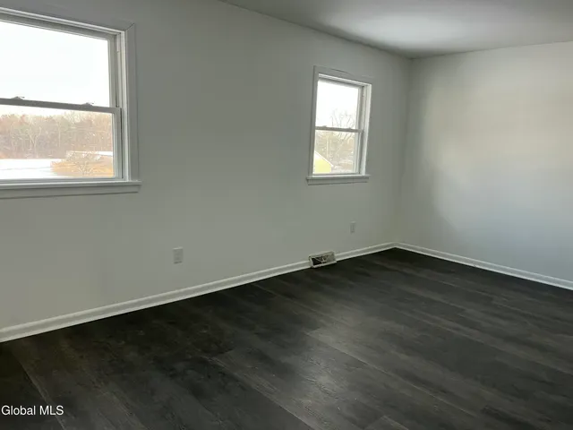 $1,950 | 5 Webster Court, Unit B, Colonie, NY 12110