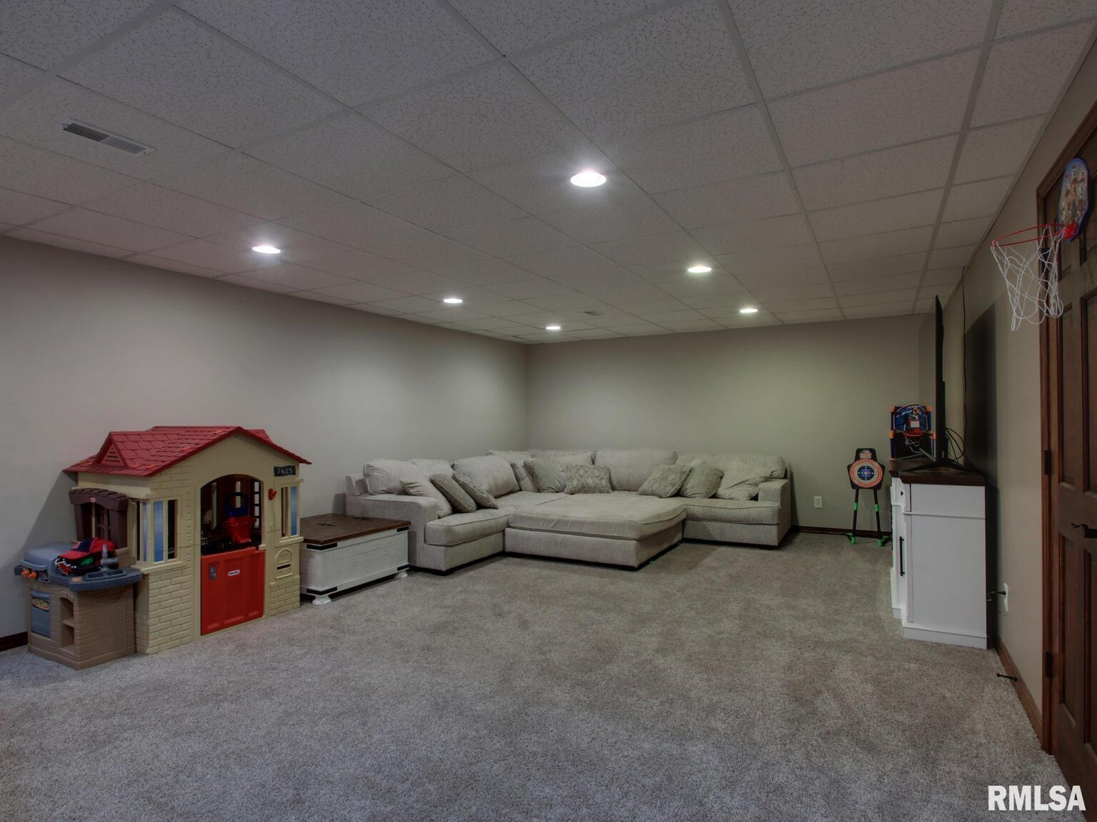 1409 Pratt Street Barry, IL 62312 - Photo 21 of 33