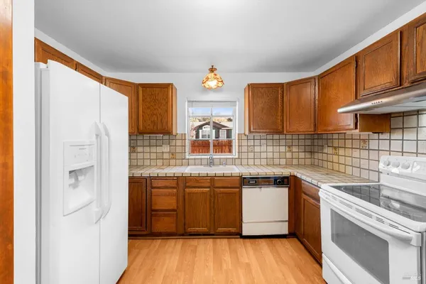 $479,000 | 1017 Headlands Drive, Napa, CA 94558