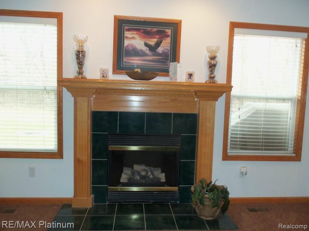 1288 North Hacker Road Howell, MI 48843 - Photo 4 of 16