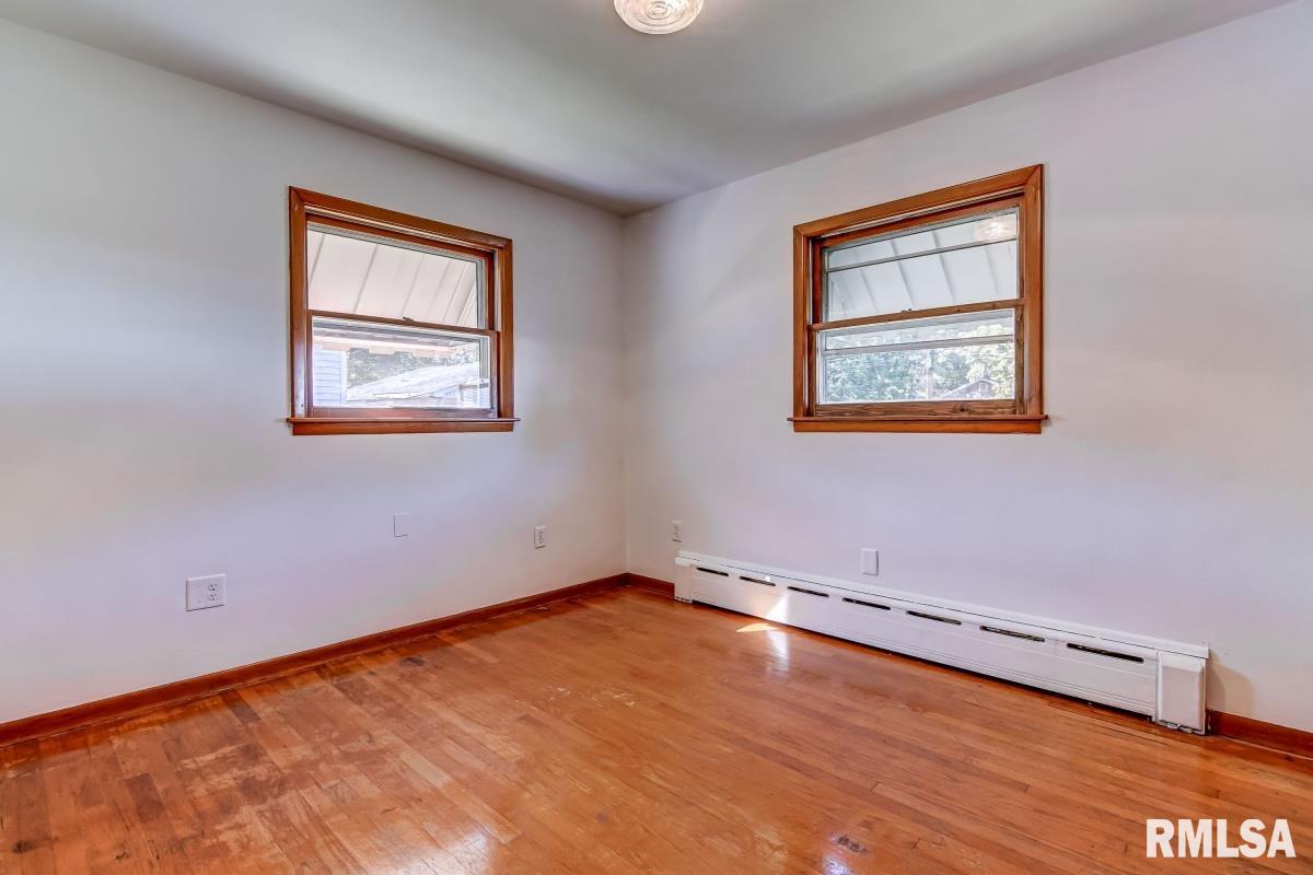 2515 South 15th Street Springfield, IL 62703 - Photo 18 of 33
