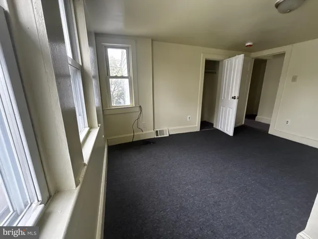 $1,850 | 2 East Vine Street, Millville, NJ 08332