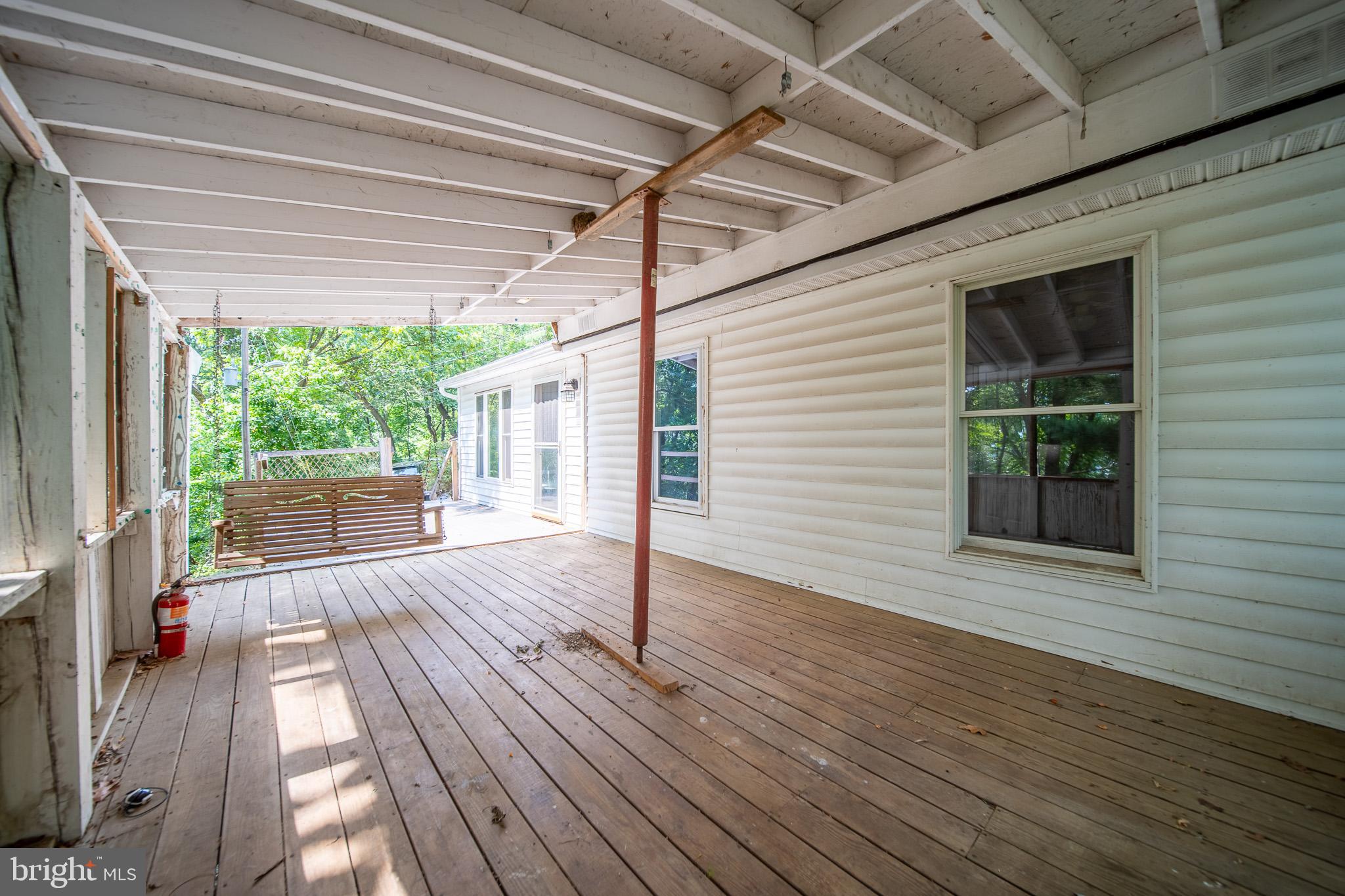 507 Jonathan Road Linden, VA 22642 - Photo 25 of 34