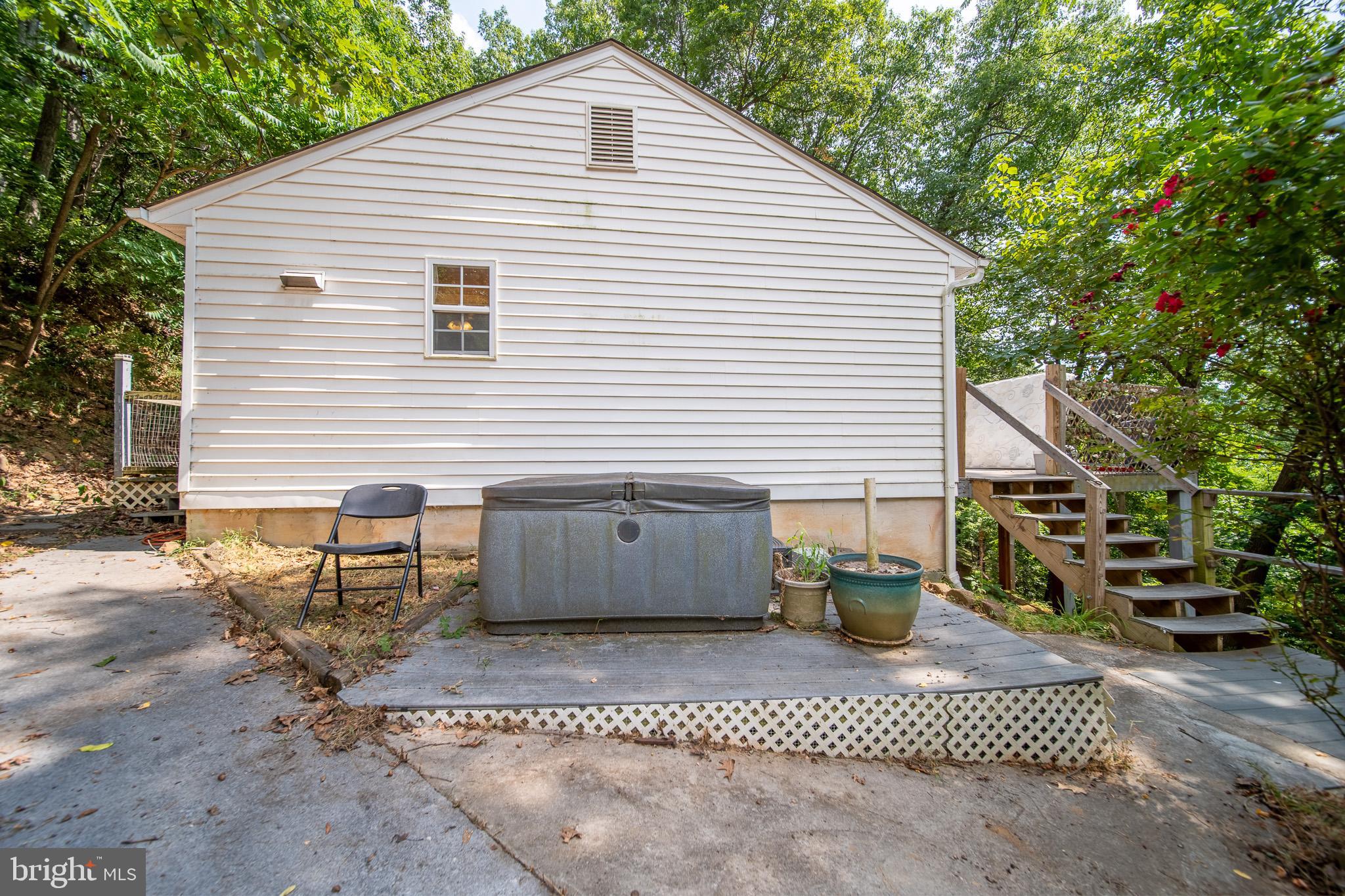 507 Jonathan Road Linden, VA 22642 - Photo 32 of 34