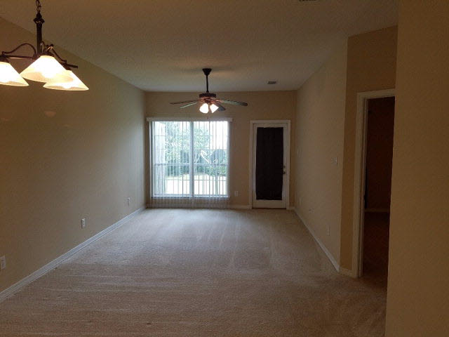 2651 South Juniper Street, Unit 302 Foley, AL 36535 - Photo 2 of 19 living room