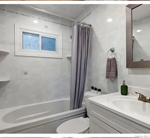 $4,200 | 2287 7th Street, East Meadow, NY 11554