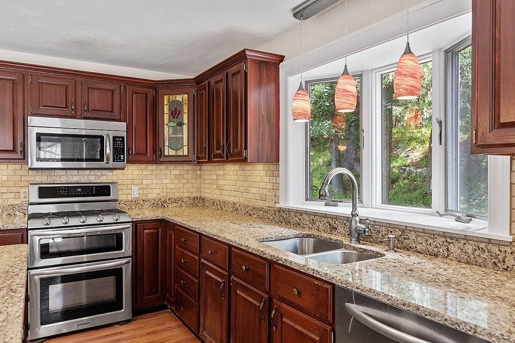 11 Colby Road Sterling, MA 01564 - Photo 6 of 42 Gallery Image 6